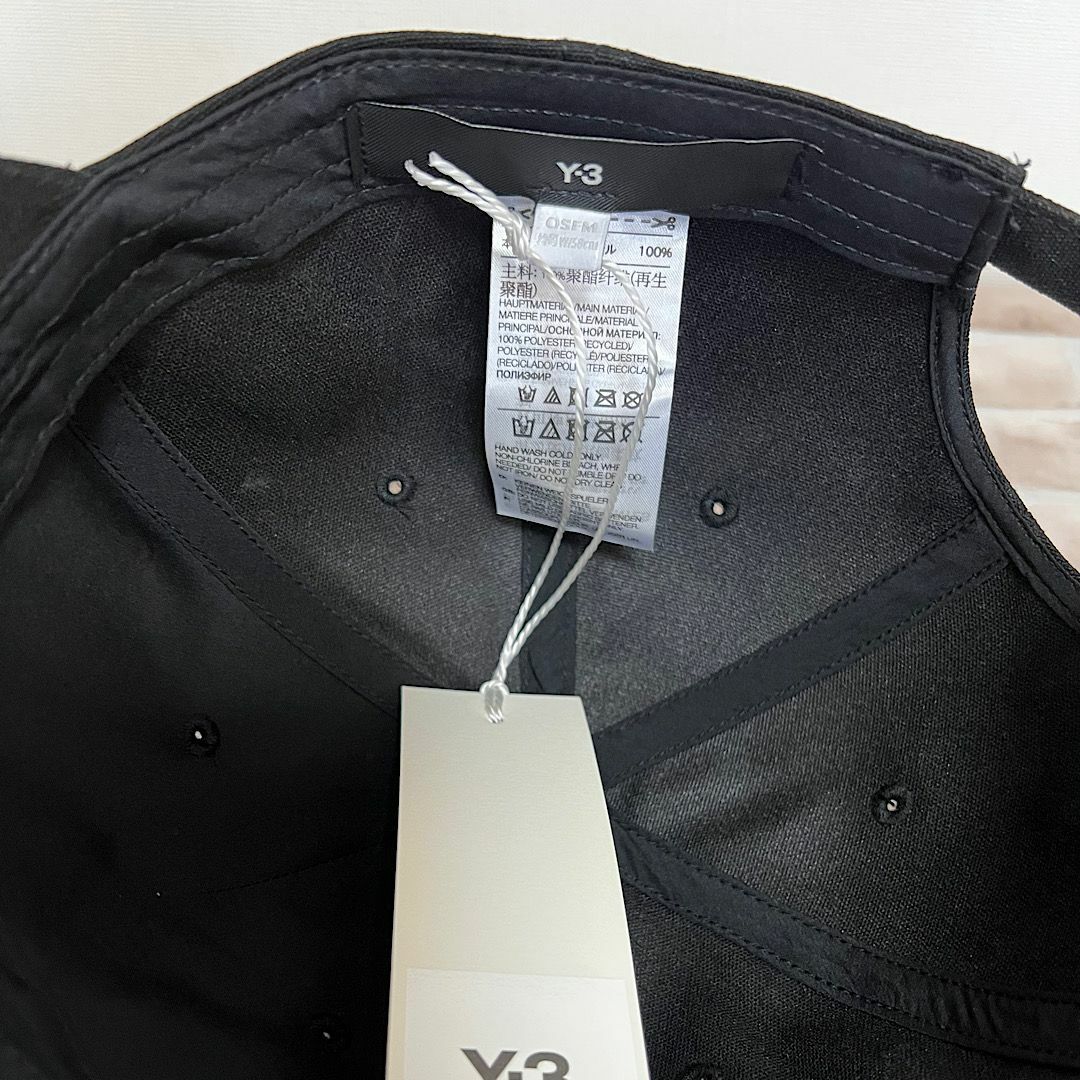 Y-3(ワイスリー)の新品【Y-3 ワイスリー】ロゴキャップ　ブラック メンズの帽子(キャップ)の商品写真