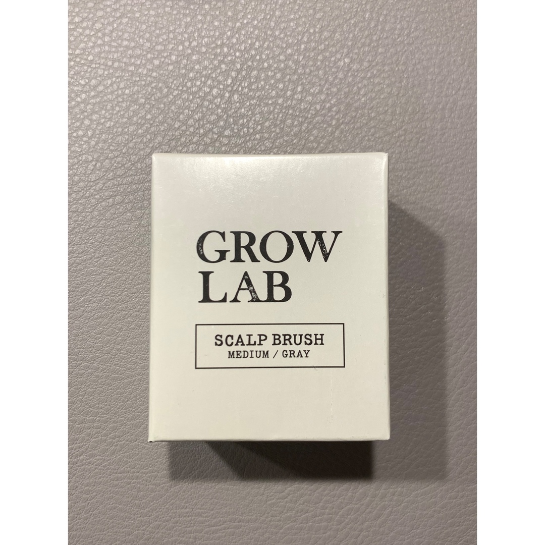 N organic(エヌオーガニック)のグロウラボ　スカルプブラシ　ミディアム　グレー　GROW LAB コスメ/美容のヘアケア/スタイリング(ヘアブラシ/クシ)の商品写真