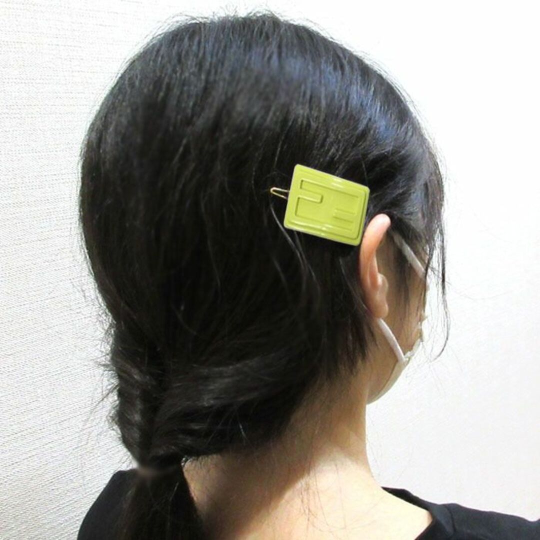 FENDI(フェンディ)の【新品】フェンディ キッズ ヘアクリップ  JFP403 AMRG F0L89 レディースのヘアアクセサリー(バレッタ/ヘアクリップ)の商品写真