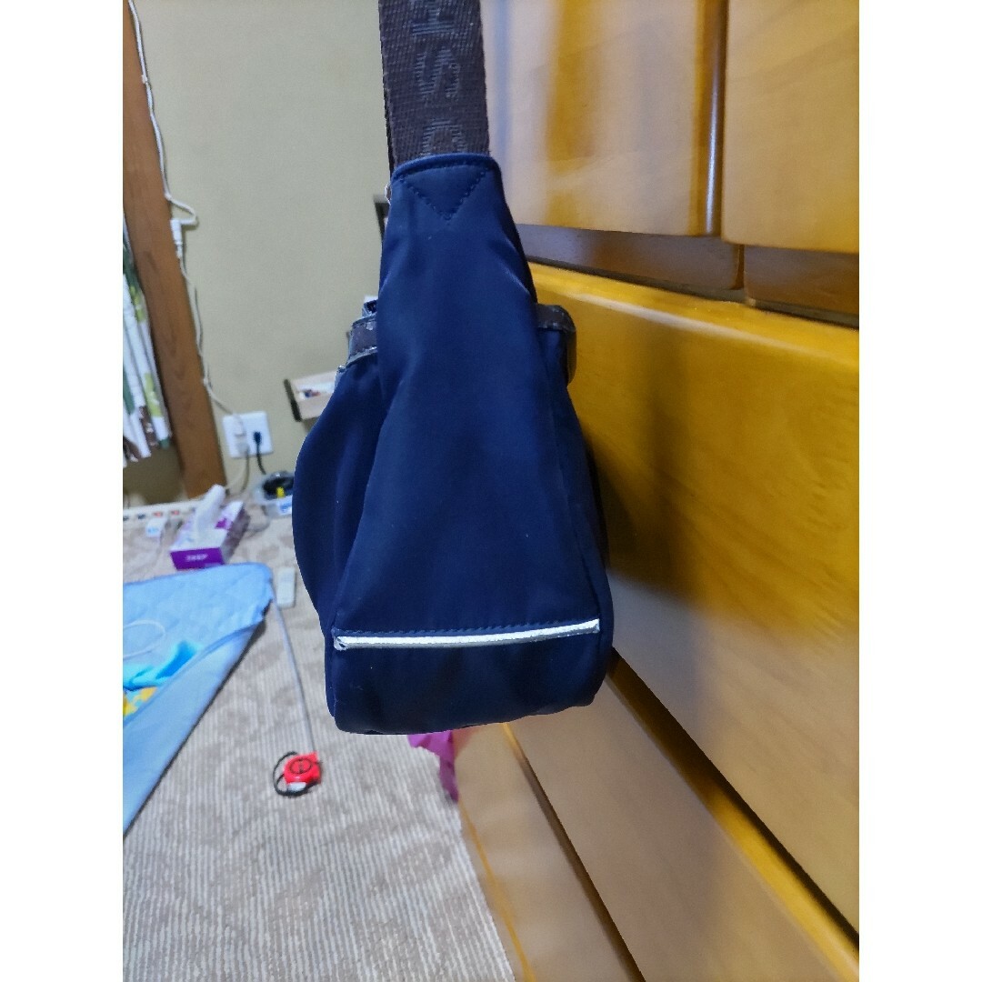 HIROKO KOSHINO(ヒロココシノ)のヒロコ・コシノ　ショルダーバッグ レディースのバッグ(ショルダーバッグ)の商品写真