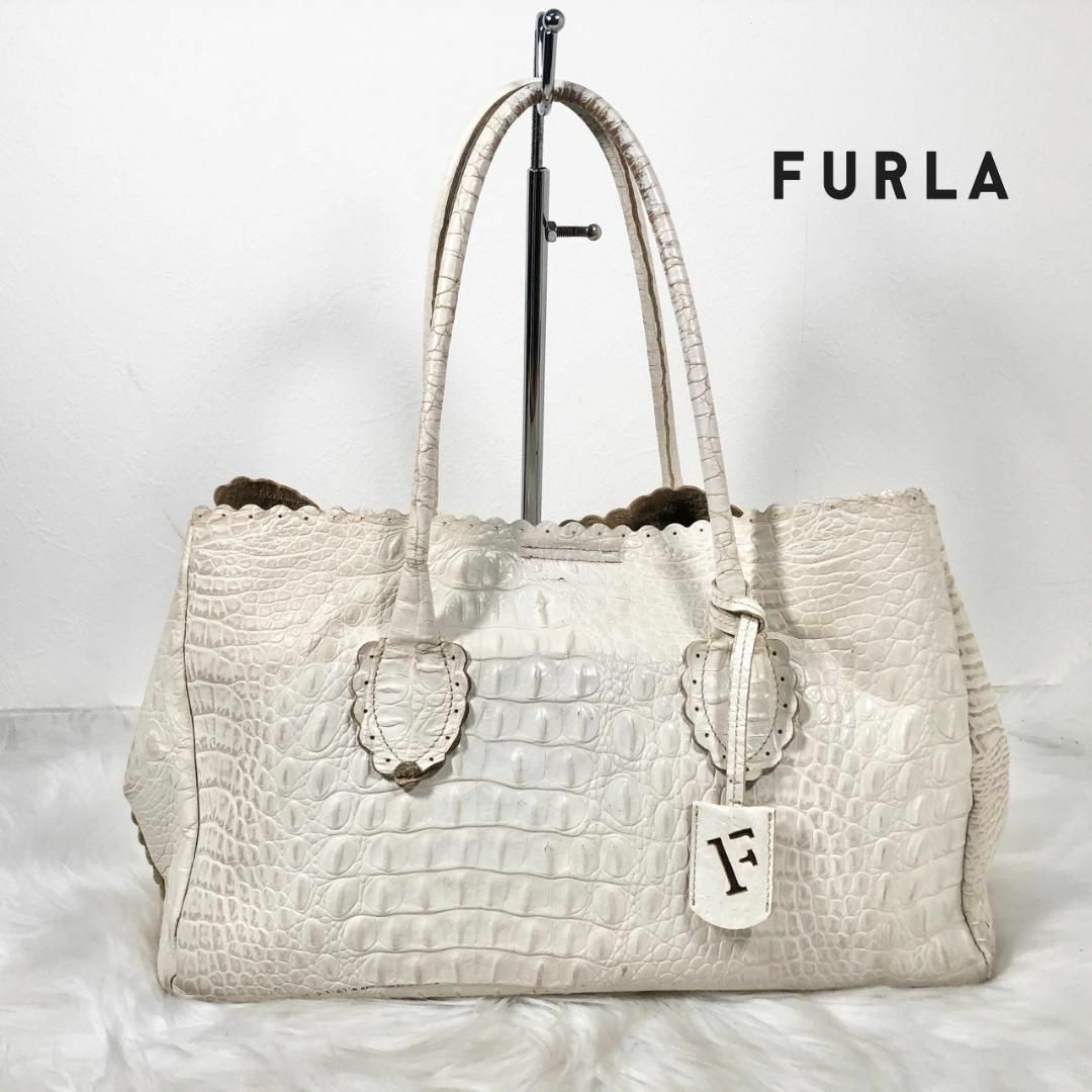 FURLA　フルラ　トートバッグ　クロコ型押し　ハンドバッグ