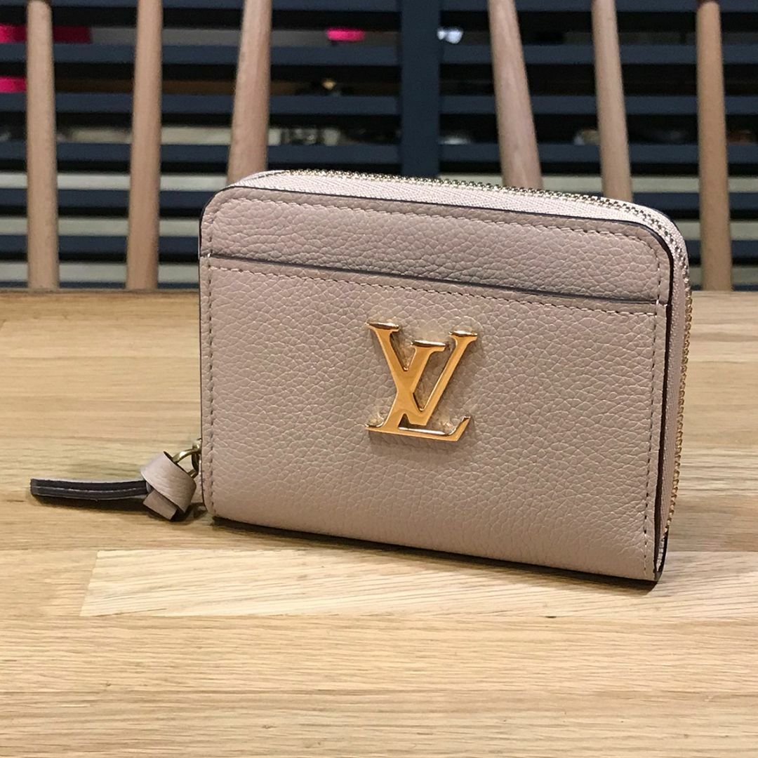 LOUIS VUITTON - 新品同様 ルイヴィトン 現行 ロックミー ジッピー ...