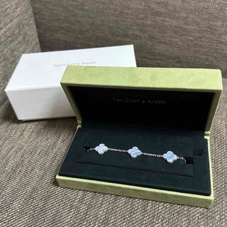 ヴァンクリーフアンドアーペル(Van Cleef & Arpels)のヴィンテージ アルハンブラ ブレスレット カルセドニー(ブレスレット/バングル)