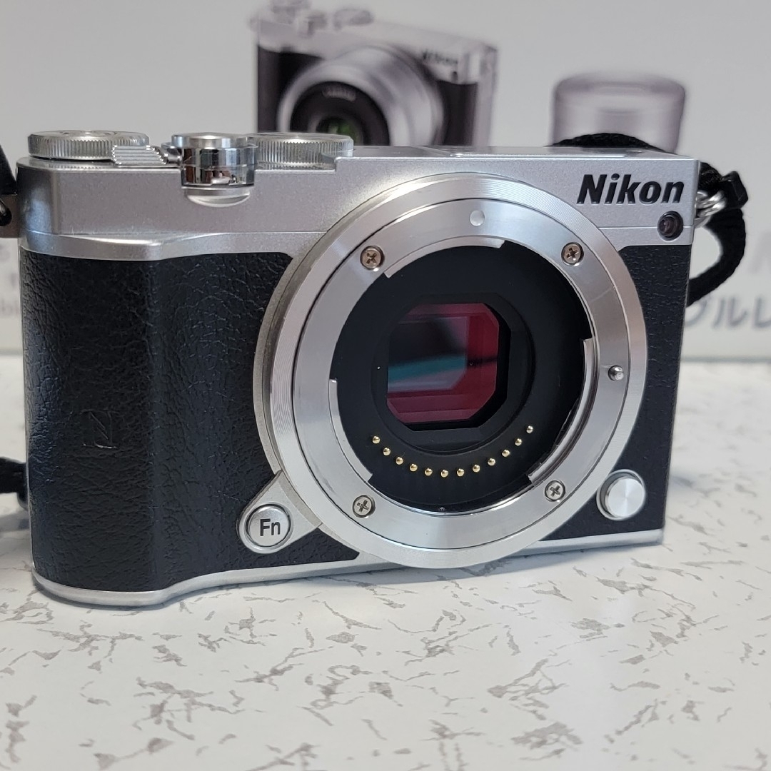 NIKON1 J5 ダブルレンズキット シルバーnikon1j5