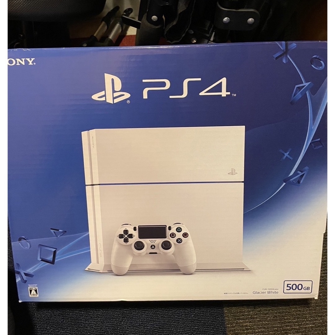 PS4 本体　＊　美品（箱付き）