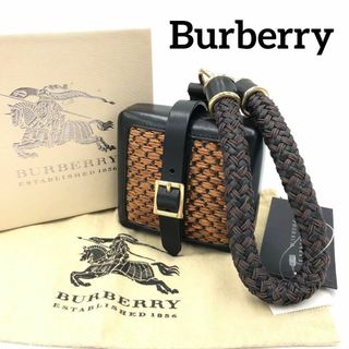 バーバリー(BURBERRY)の『Burberry』バーバリー ボックスポーチ マイクロバック(かごバッグ/ストローバッグ)