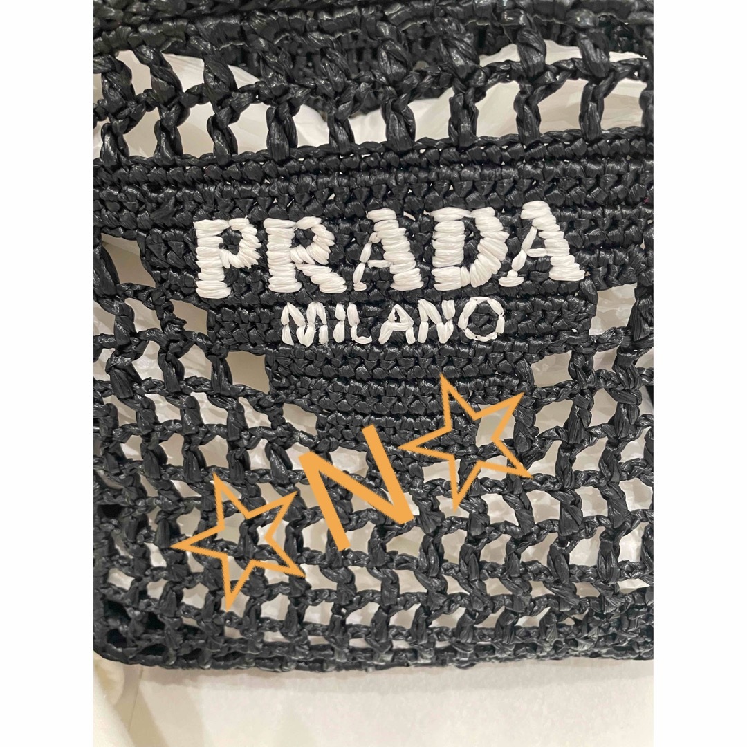 PRADA(プラダ)の美品　PRADA  スモール クロシェ トートバッグ レディースのバッグ(トートバッグ)の商品写真