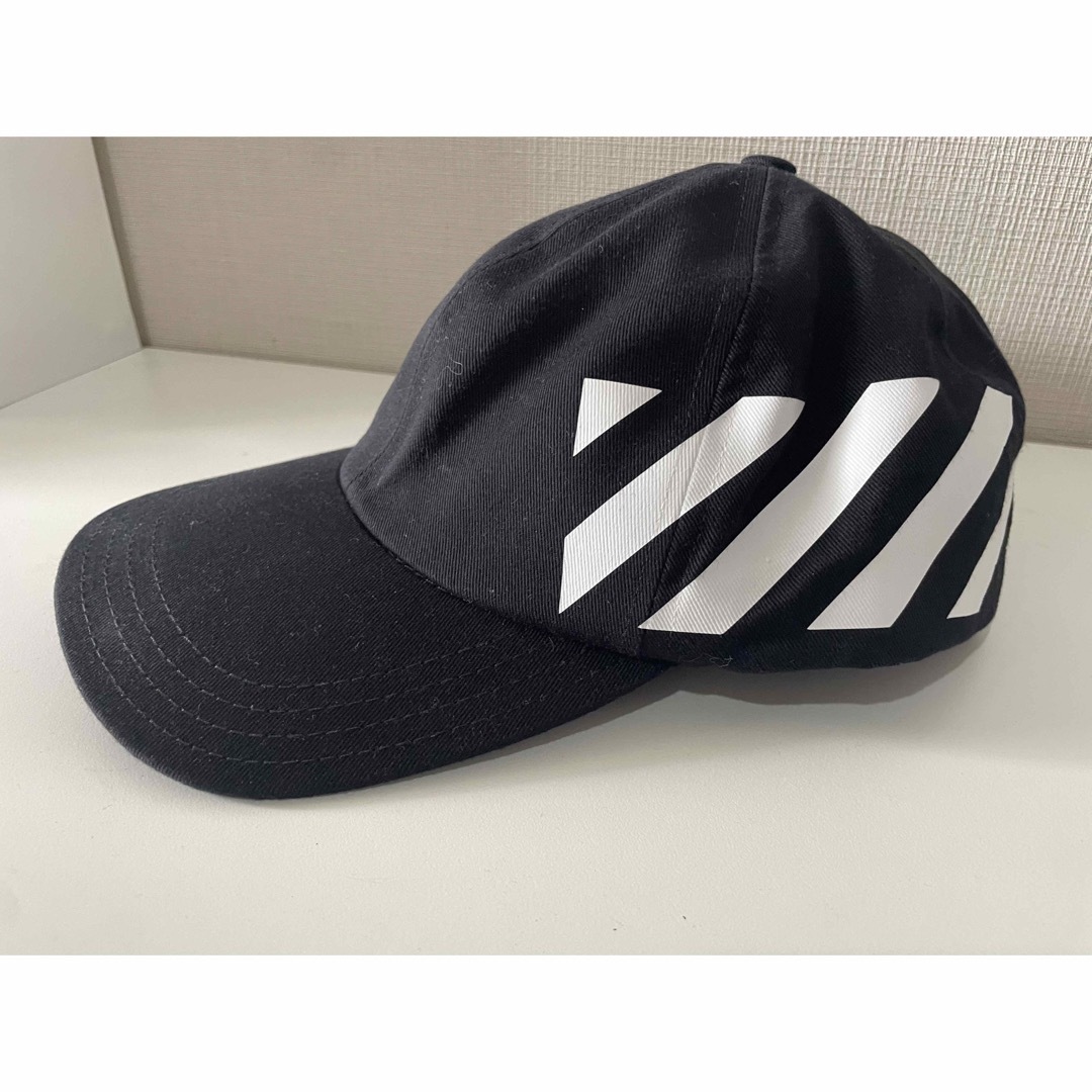 off-white キャップ