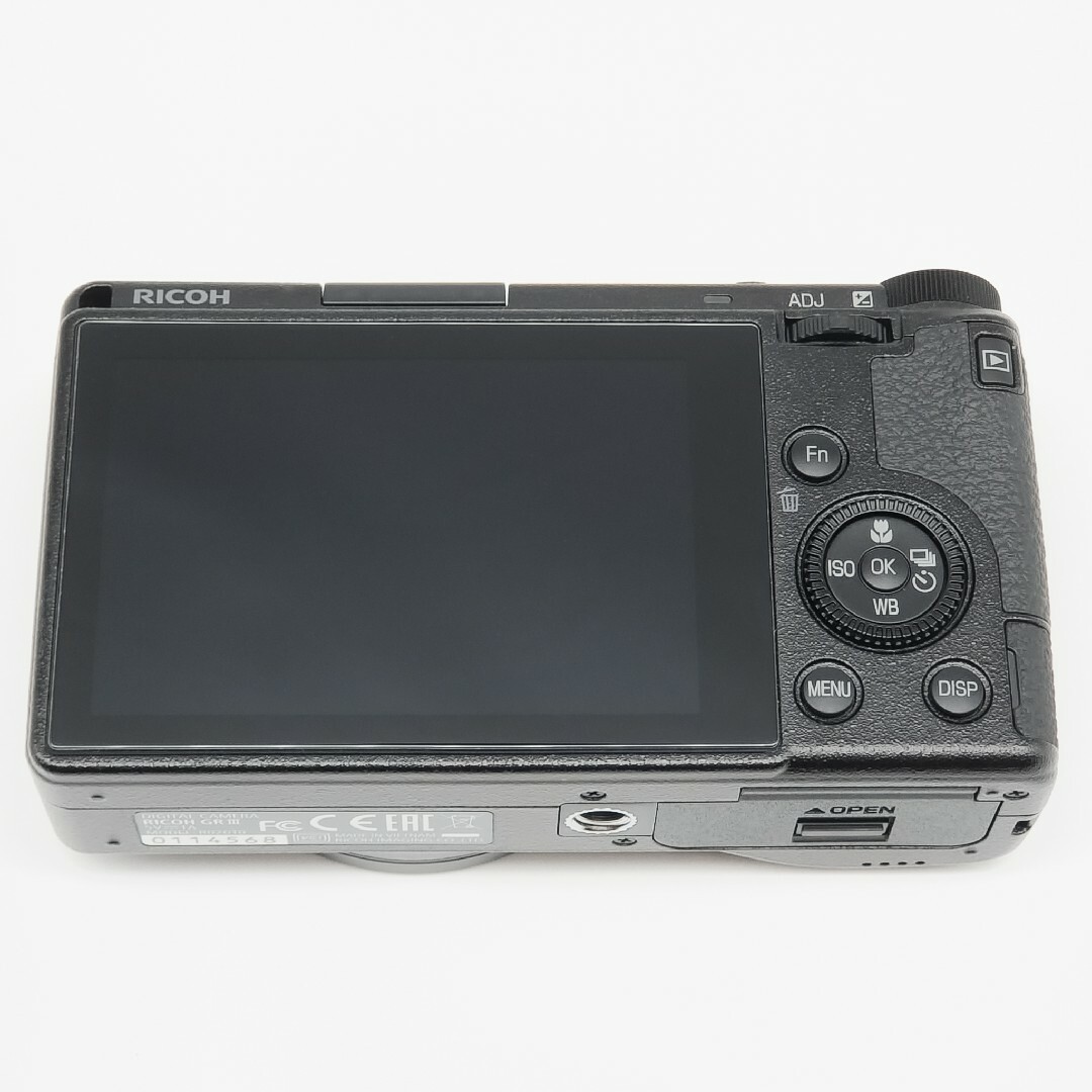 RICOH(リコー)の美品 RICOH リコー GRIII GR3 おまけ1.7万円分 スマホ/家電/カメラのカメラ(コンパクトデジタルカメラ)の商品写真