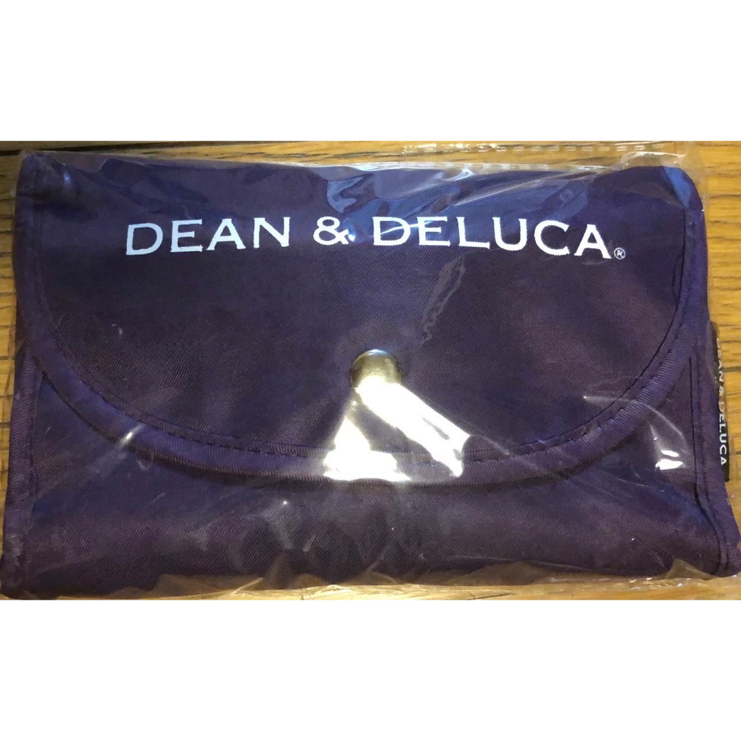 DEAN & DELUCA(ディーンアンドデルーカ)の【新品】エコバッグ折り畳みバッグパープルDEAN＆DELUCAディーン&デルーカ レディースのバッグ(エコバッグ)の商品写真