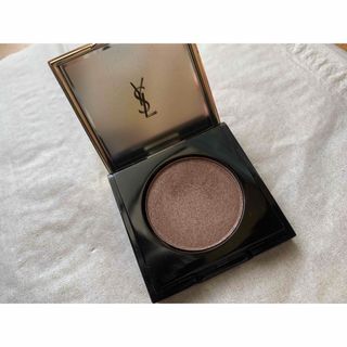 イヴサンローランボーテ(Yves Saint Laurent Beaute)の値下げ　イヴサンローラン　アイシャドウ(アイシャドウ)