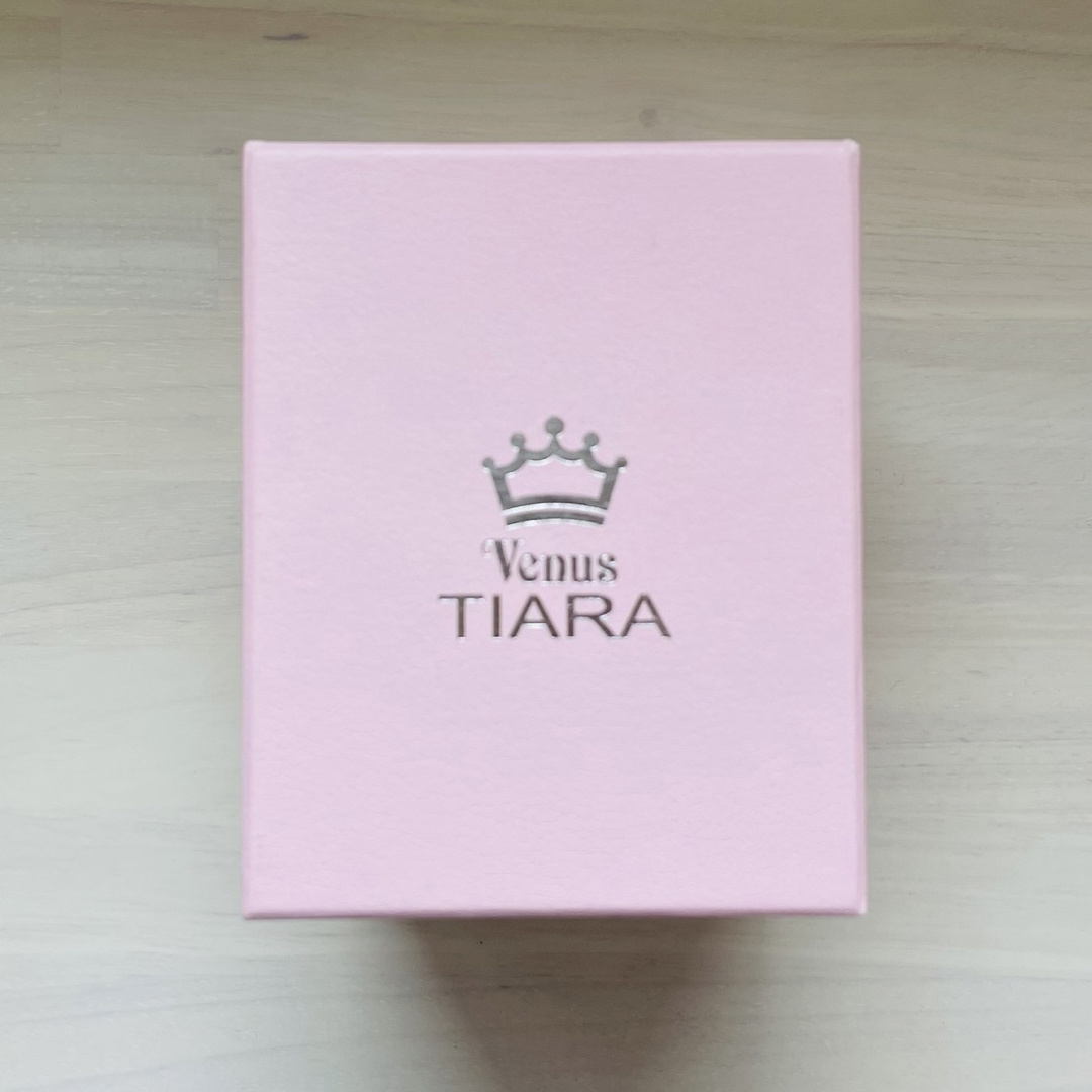 Venus TIARA ヴィーナスティアラ  腕時計 新品未使用