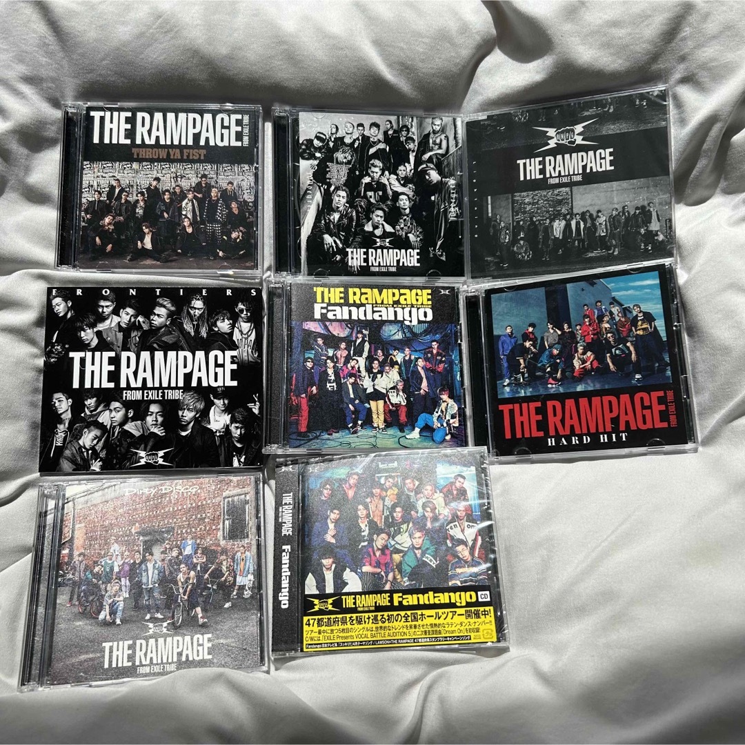 THE RAMPAGE(ザランページ)のTHE RAMPEGE シングルCDセット エンタメ/ホビーのCD(ポップス/ロック(邦楽))の商品写真