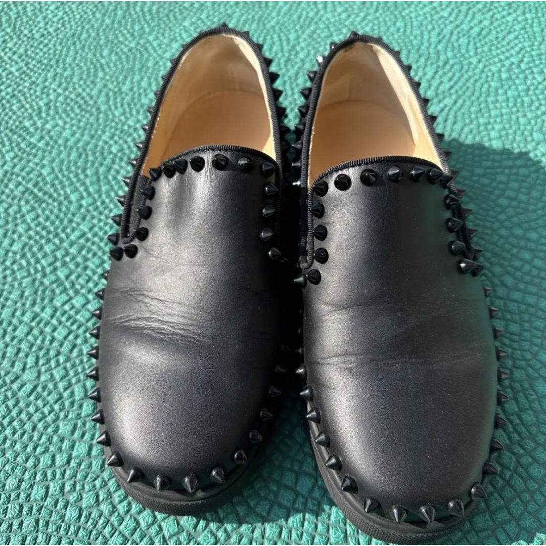 Christian Louboutin(クリスチャンルブタン)のルブタン　レザー　スリッポン　ブラック レディースの靴/シューズ(ローファー/革靴)の商品写真