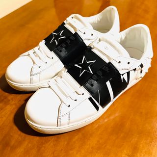 ヴァレンティノ(VALENTINO)の正規　伊勢丹　 VALENTINO バレンティノ　スニーカー(スニーカー)