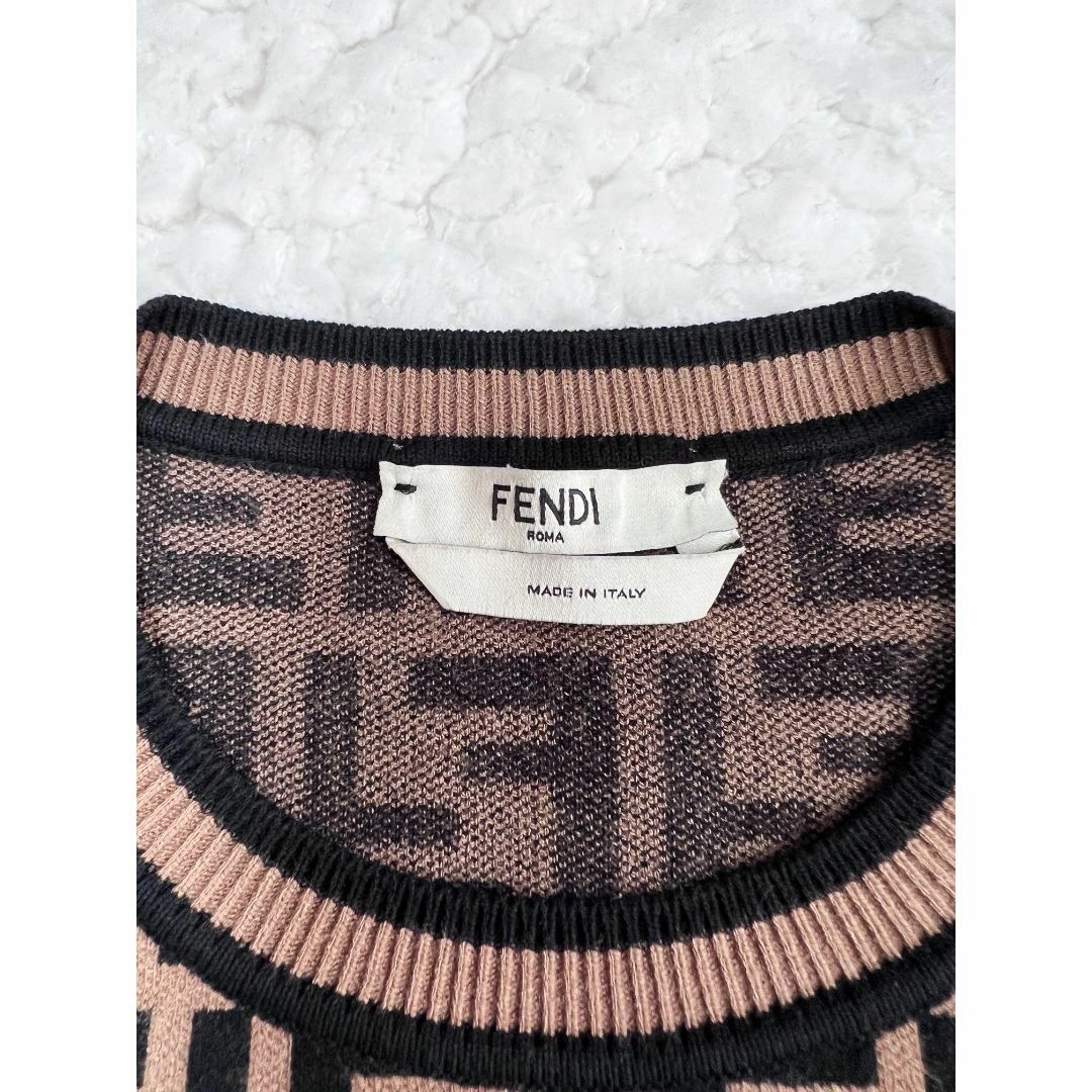 fendi　フェンディ　ニット　半袖　FFロゴモチーフ　セーター