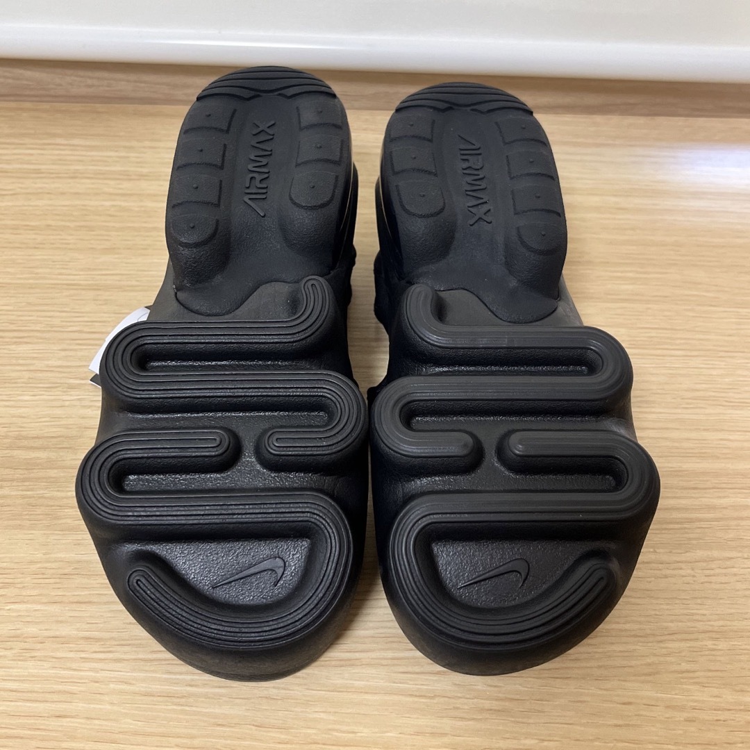 新品未使用】ナイキ エアマックス ココ サンダル 黒 新品未使用】ナイキ エアマックス ココ サンダル 黒
