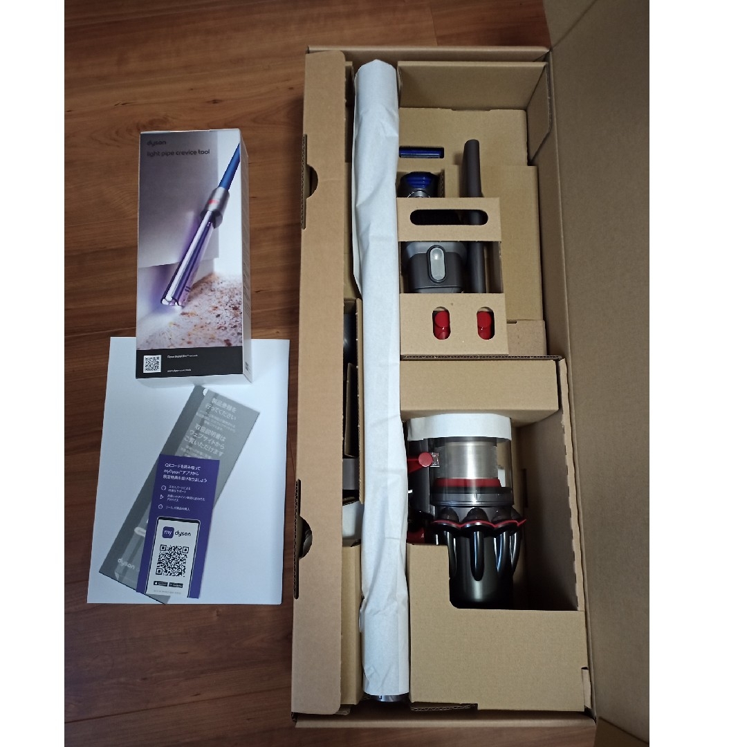 Dyson(ダイソン)のDyson digital slim+ 掃除機　SV18 FF COM2 スマホ/家電/カメラの生活家電(掃除機)の商品写真