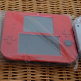 ニンテンドー2DS(ニンテンドー2DS)のNintendo  ニンテンドー 2DS 本体(携帯用ゲーム機本体)