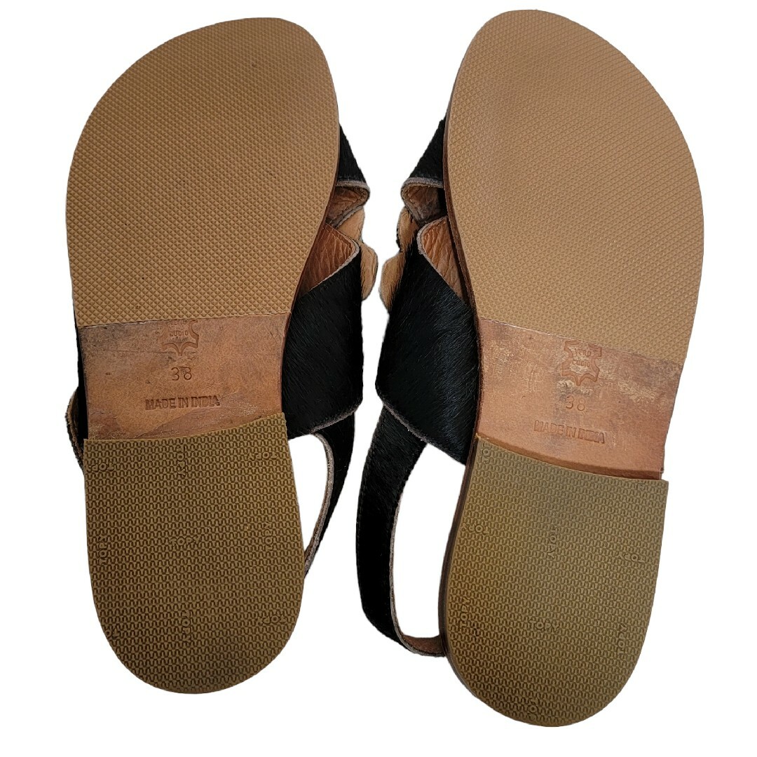 Marni(マルニ)の【大人気】マルニ MARNI ビジュー装飾 ビジューフラワー ハラコ サンダル レディースの靴/シューズ(サンダル)の商品写真