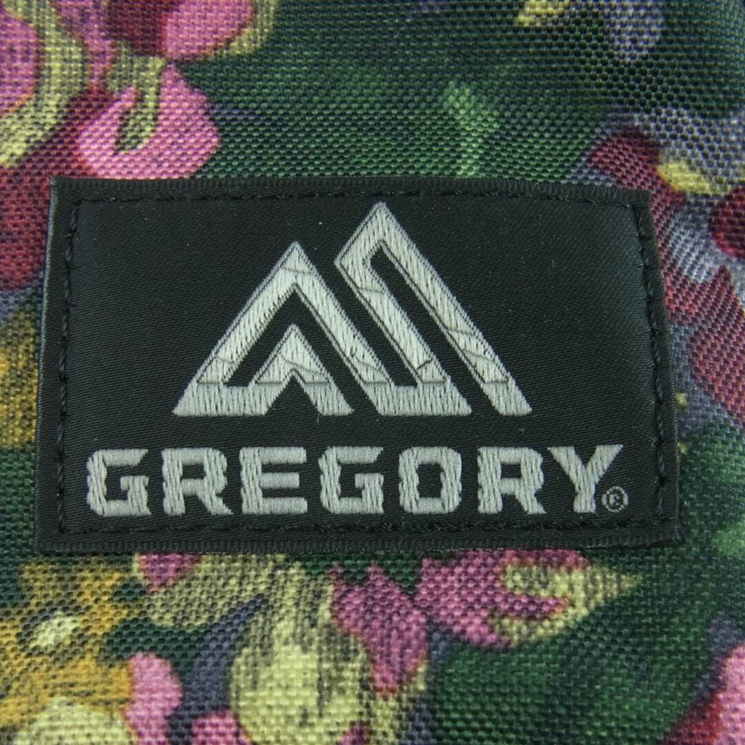 Gregory(グレゴリー)のGREGORY グレゴリー トランスファー ショルダー M V２バッグ 花柄 フラワー 総柄 モスグリーン系【美品】【中古】 メンズのバッグ(ショルダーバッグ)の商品写真