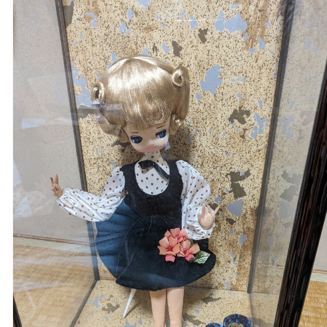 作品 大幅値下げリカちゃん人形風フランス人形ケース付