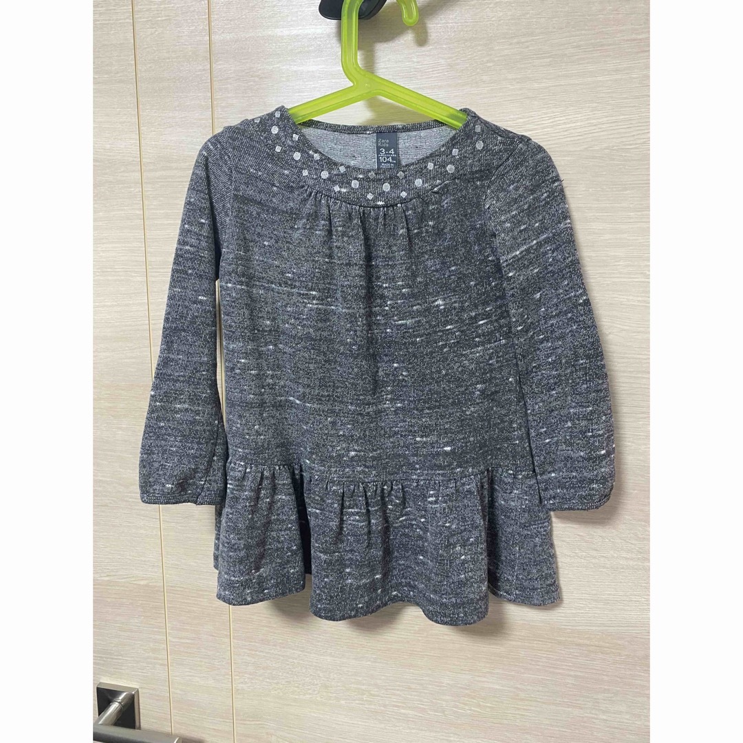 ZARA KIDS(ザラキッズ)のキッズ　ザラ　ワンピース　グレー　3-4Y 104 キッズ/ベビー/マタニティのキッズ服女の子用(90cm~)(ワンピース)の商品写真