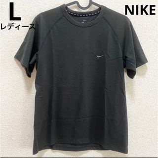 ナイキ(NIKE)の【678A】NIKE レディース　刺繍　半袖Tシャツ(Tシャツ(半袖/袖なし))