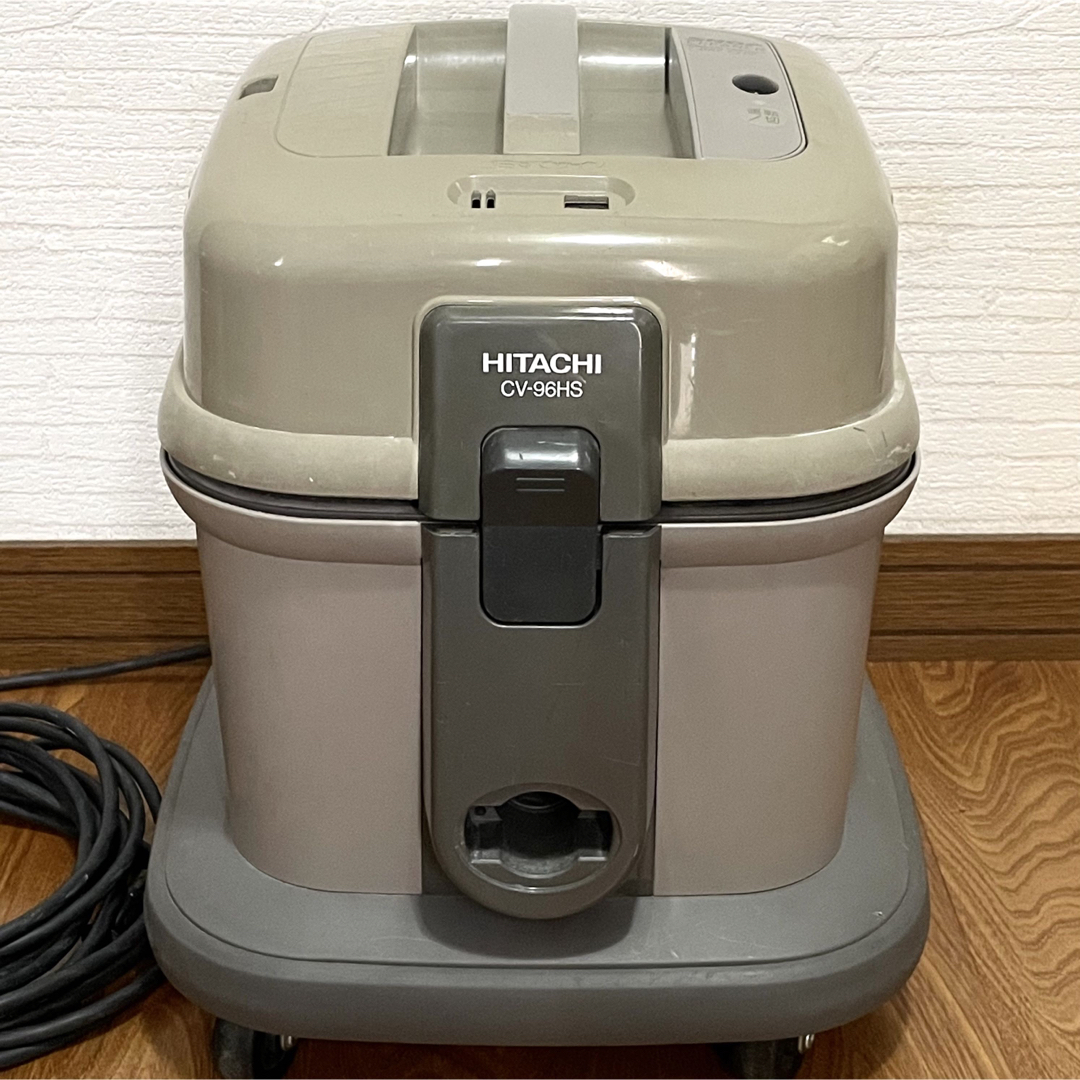 日立 - 日立 お店用 掃除機/ CV-96H(紙パック オマケ付き)の 日立 - 日立 お店用 掃除機/ CV-96H(紙パック オマケ付き)の