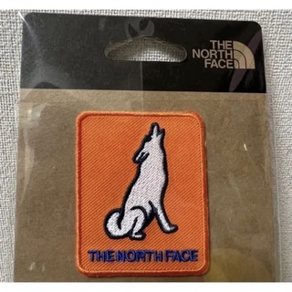 ザノースフェイス(THE NORTH FACE)の新品 アイロン ワッペン　新品　ノースフェイス オレンジ 動物 犬(その他)
