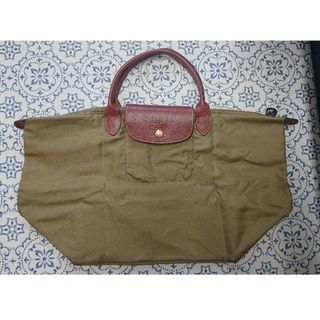 ロンシャン(LONGCHAMP)のLONGCHAMP トートバッグ Mサイズ カーキ(トートバッグ)