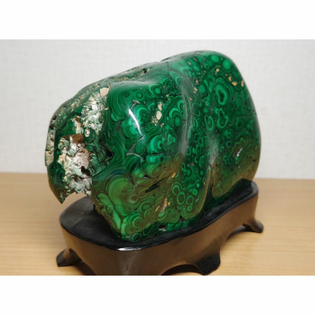 マラカイト 2.2kg 孔雀石 紋石 鑑賞石 原石 自然石 鉱物 水石 緑石 2