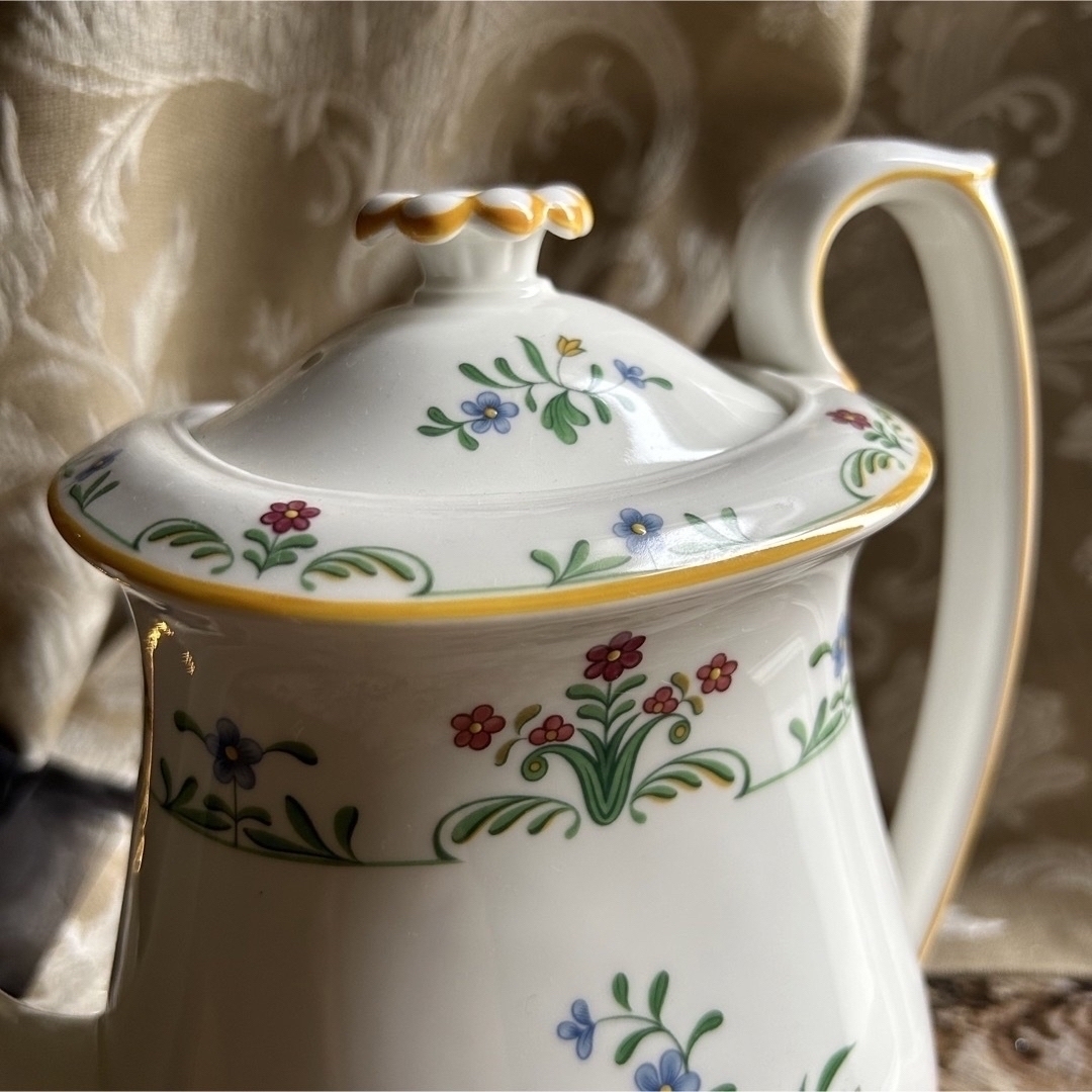 【希少品】英国  黒壺マーク WEDGWOOD  CHARLESTON