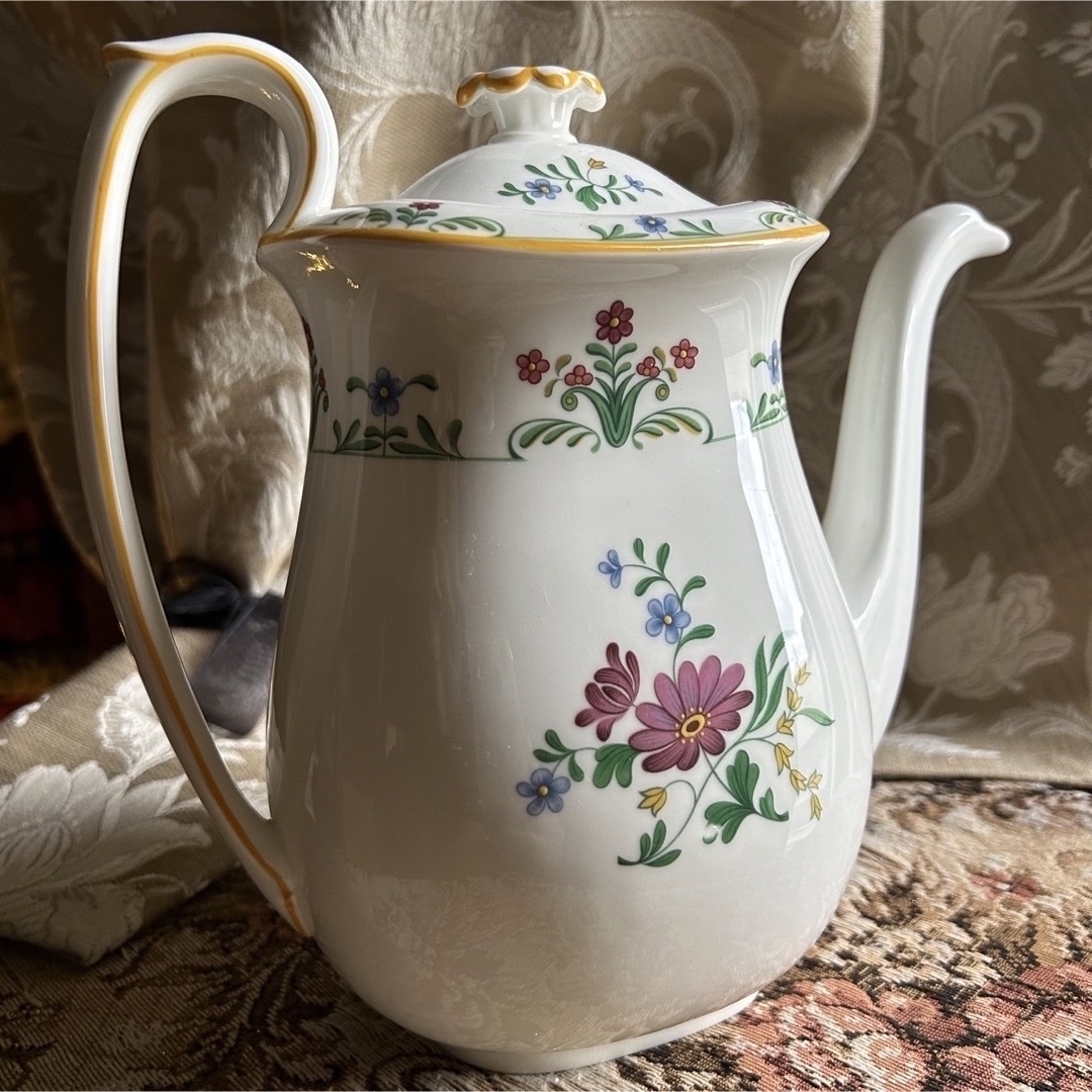 【希少品】英国  黒壺マーク WEDGWOOD  CHARLESTON