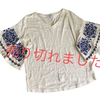 アズールバイマウジー(AZUL by moussy)のAZUL BY MOUSSY 袖刺繍Tシャツ(Tシャツ(半袖/袖なし))