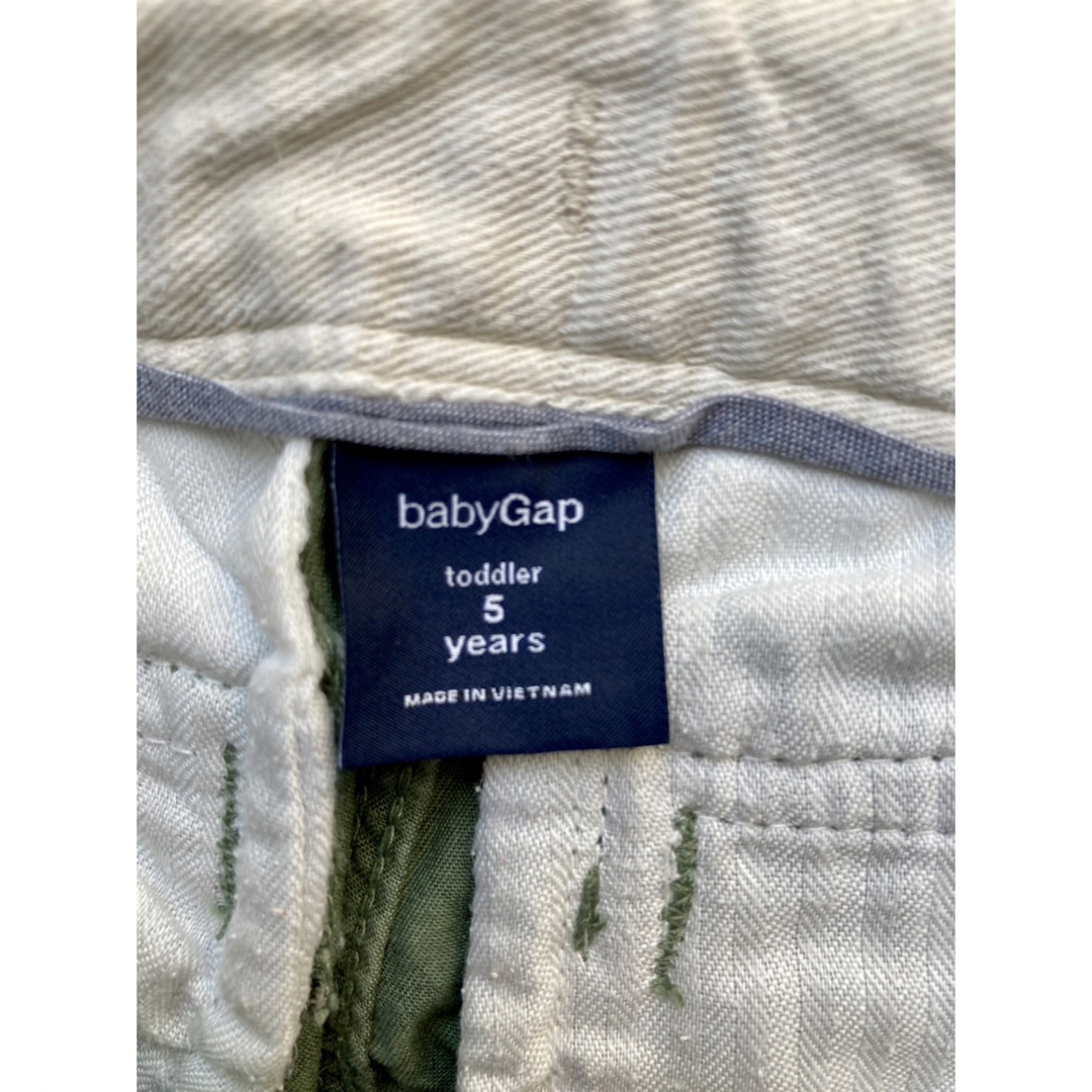 babyGAP(ベビーギャップ)のbabyGap　半ズボン　迷彩柄　5歳　110cm キッズ/ベビー/マタニティのキッズ服男の子用(90cm~)(パンツ/スパッツ)の商品写真