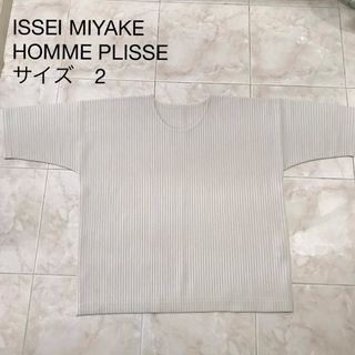 イッセイミヤケ(ISSEY MIYAKE)のISSEI MIYAKE HOMME PLISSÉ トップス　サイズ2(カットソー(長袖/七分))