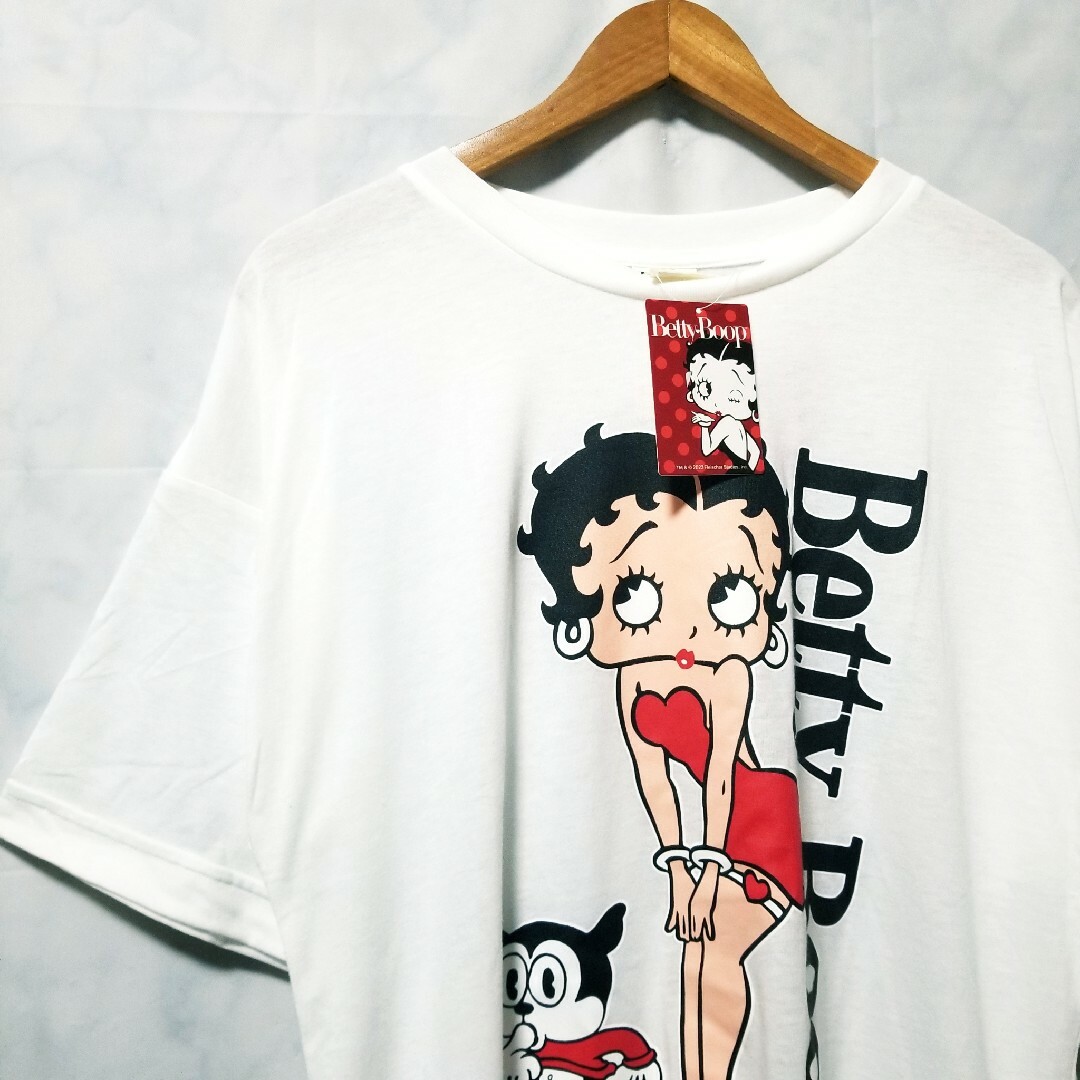 Betty Boop(ベティブープ)のベティーブープ ベティちゃん 服  新品　半袖 Tシャツ　ホワイト　フリー メンズのトップス(Tシャツ/カットソー(半袖/袖なし))の商品写真