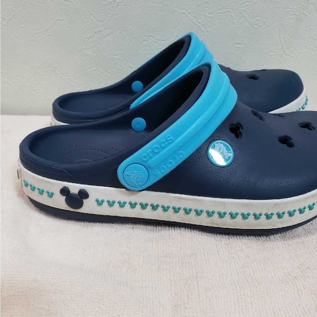 crocs(クロックス)のクロックス　ミッキーサンダル　２１cm キッズ/ベビー/マタニティのキッズ靴/シューズ(15cm~)(サンダル)の商品写真