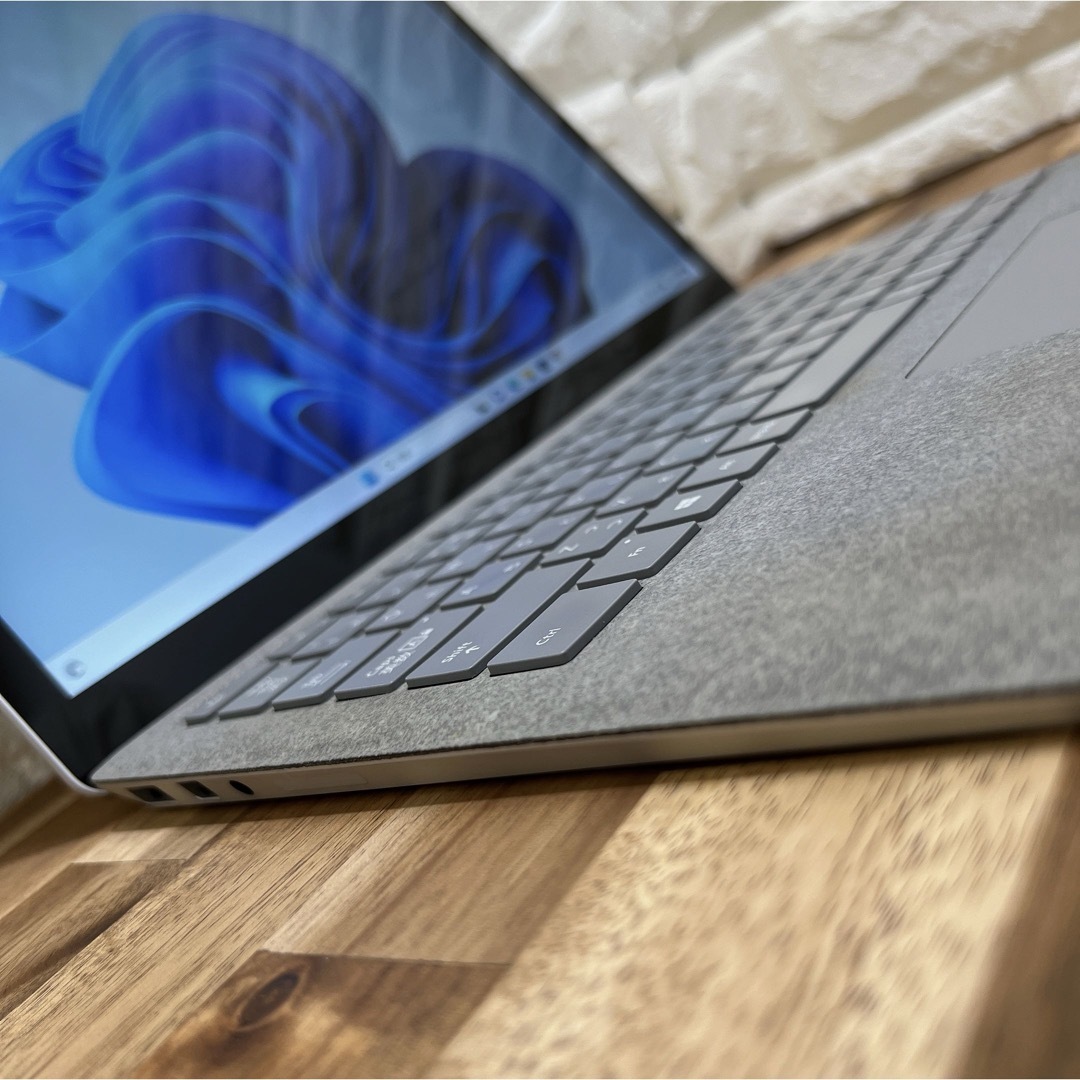 Surface laptop 2☘Corei5第8世代☘SSD256GB - 通販 - guianegro.com.br