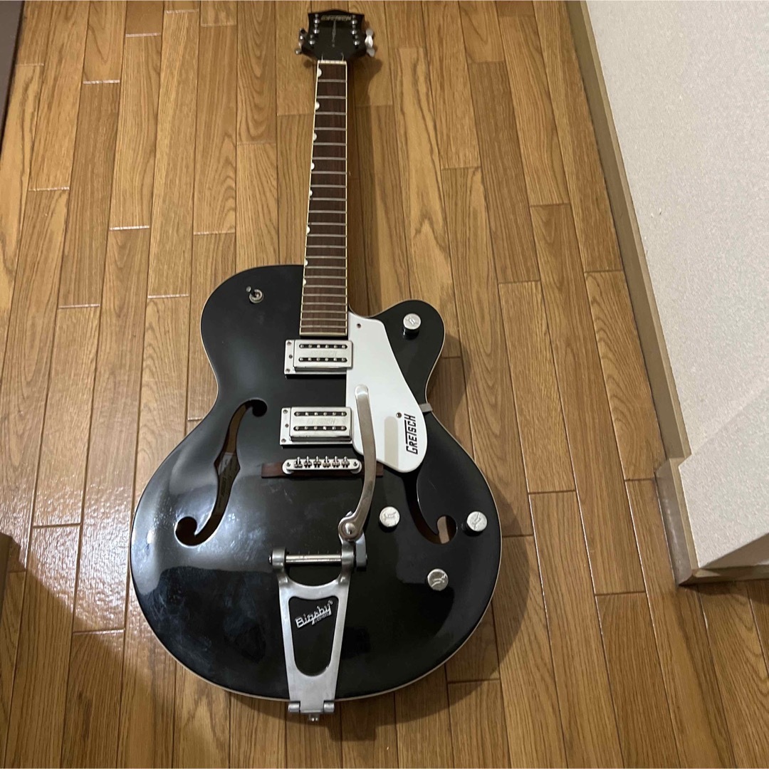 GRETSCH(グレッチ)のgretsch G5120 グレッチ　125周年記念モデル　ブラック×シルバー 楽器のギター(エレキギター)の商品写真