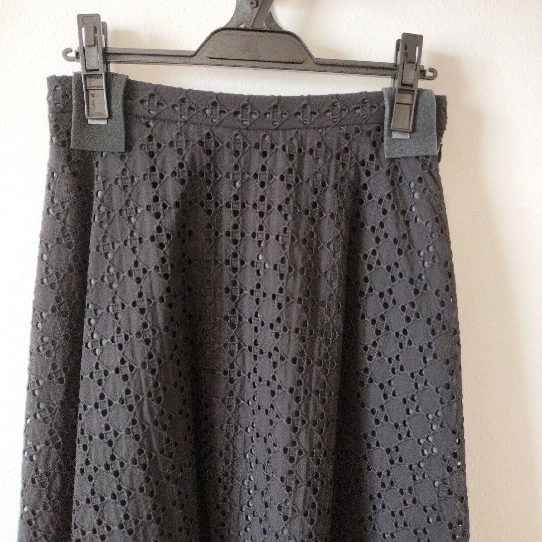 AG by aquagirl(エージーバイアクアガール)のブラックレースロングスカート レディースのスカート(ロングスカート)の商品写真
