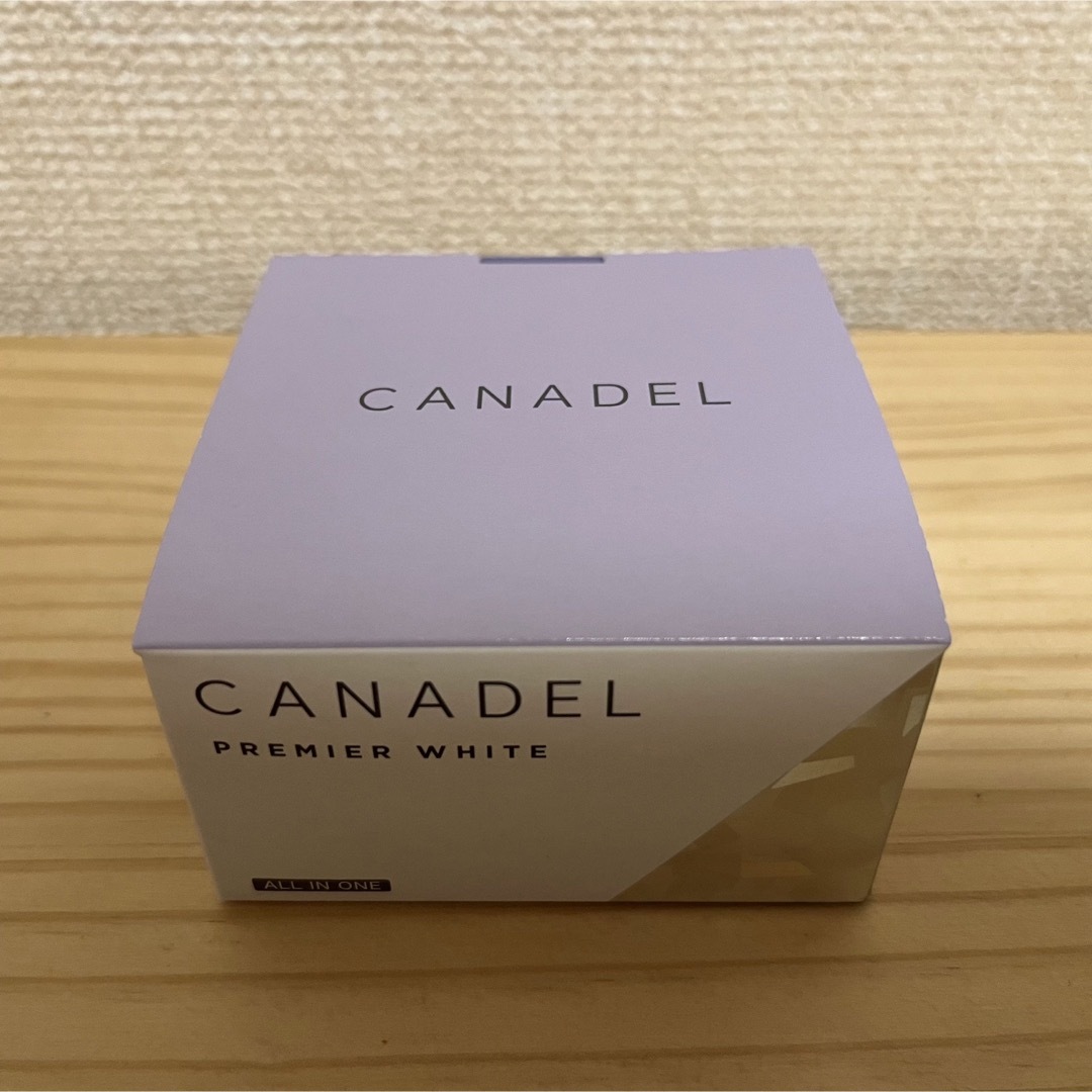 CANADEL カナデル　プレミアホワイト コスメ/美容のスキンケア/基礎化粧品(オールインワン化粧品)の商品写真