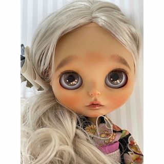 カスタムアイシードール*No.48* タン肌 オープンマウスの通販 by