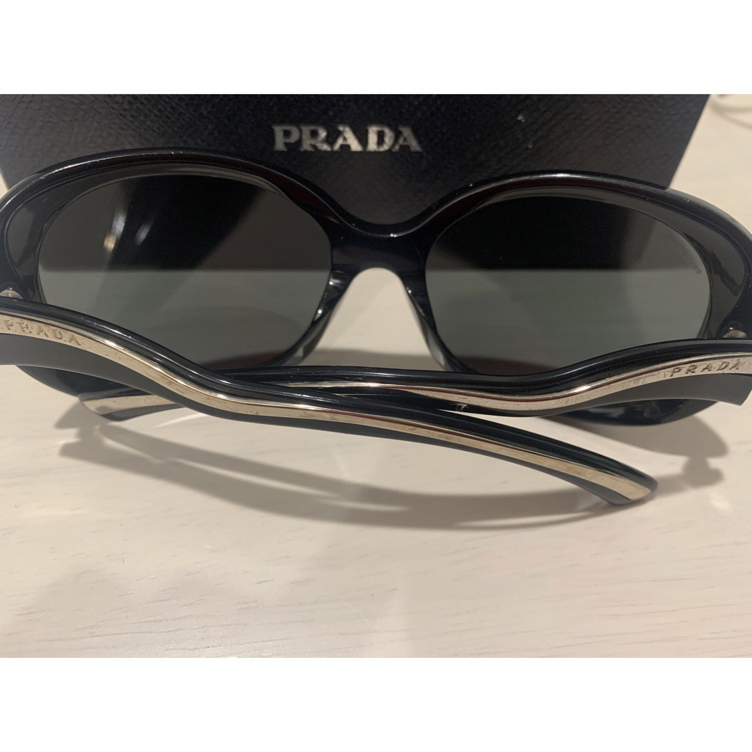 PRADA(プラダ)のPRADA サングラス レディースのファッション小物(サングラス/メガネ)の商品写真