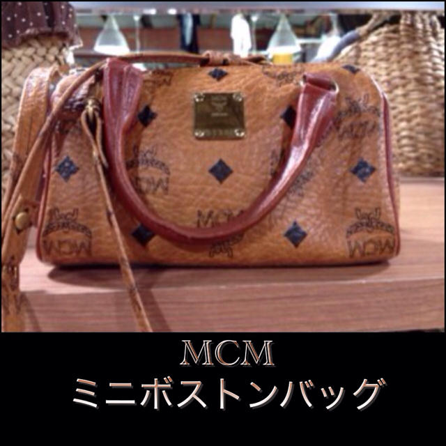 MCM(エムシーエム)のロゴグラム2WAYミニボストンバッグ レディースのバッグ(ショルダーバッグ)の商品写真