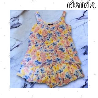 リエンダ(rienda)のフォロー割♡rienda*セットアップ*花柄*ノースリーブ*ショートパンツ(セット/コーデ)