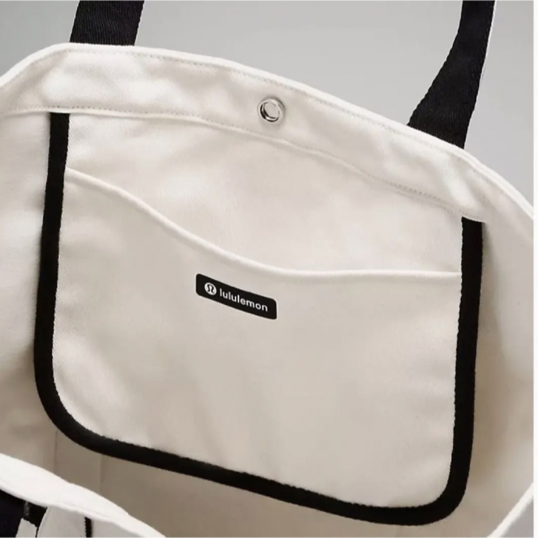 ルルレモン 黒マルチポケット キャンバス ロゴ トートバッグ 20L