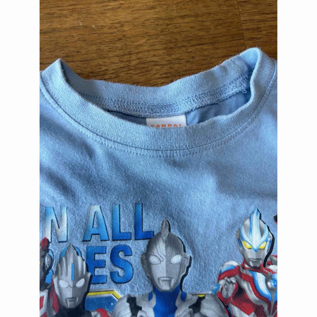 BANDAI(バンダイ)のバンダイアパレル　ウルトラマンTシャツ 100センチ キッズ/ベビー/マタニティのキッズ服男の子用(90cm~)(Tシャツ/カットソー)の商品写真