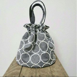 handmade∞ミナペルホネン tambourine*ネイビー 巾着バッグ(バッグ)